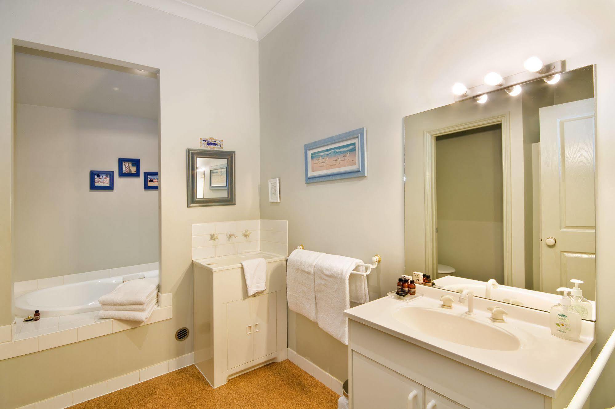 Lemonade Creek Cottages Lorne Luaran gambar